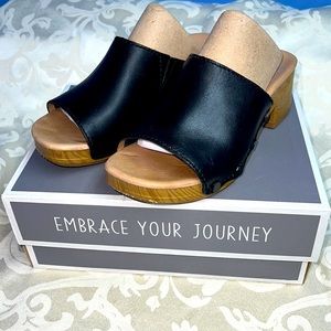 Dansko Giana Leather Heeled Sandals Size 8